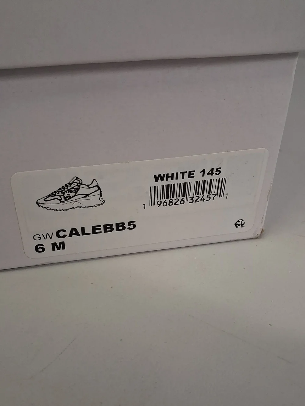 NWT GUESS White, Brown & Gold Platform Sneakers